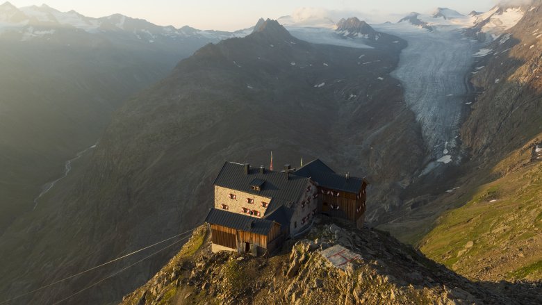 Eine 3000er-Hütte: Hoch über dem Gurgler Ferner steht das Ramolhaus in den Ötztaler Alpen.