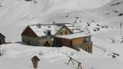 Winnebachseehütte im Winter