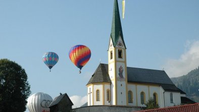 Kirche Ballon