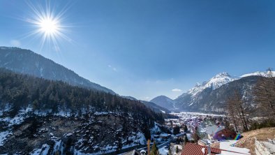 Ausblick von den Suiten und der Karwendlhütt'n, © Alpechalets.at