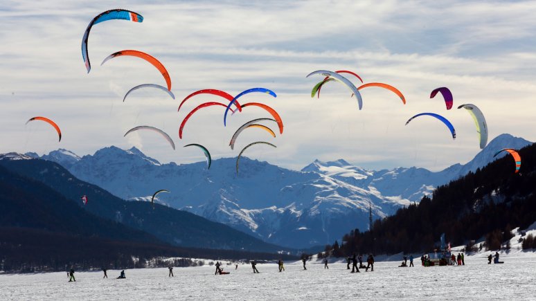 Snowkiten am Reschensee, © Ferienregion Reschenpass - Oskar Verant