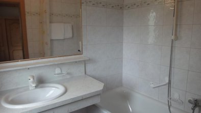 Neuwirt Oberndorf Badezimmer Beispiel