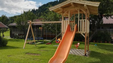 Neuer Spielplatz