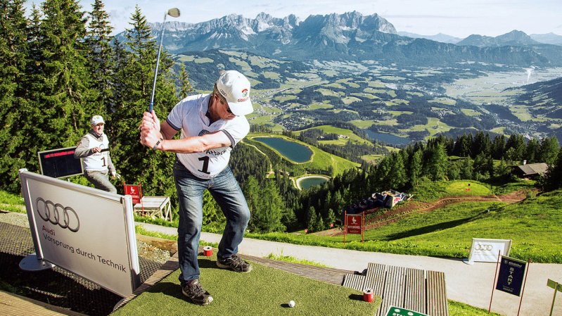 Großes Highlight des Golffestivals: Das Sonderturnier "Golf the Streif" auf dem Hahnenkamm, © Alexander Gliederer