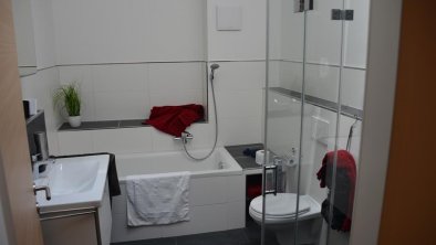 Badezimmer 1