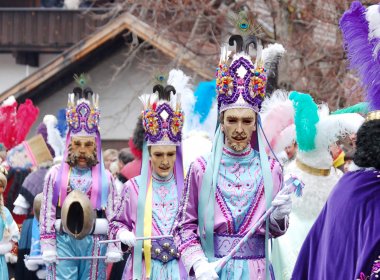 Scheller, Roller und Kehrer (v.l.n.r) bei der Nassereither Fasnacht