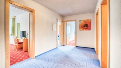 Appartementhaus Sonneck Vorraum, © Weirather