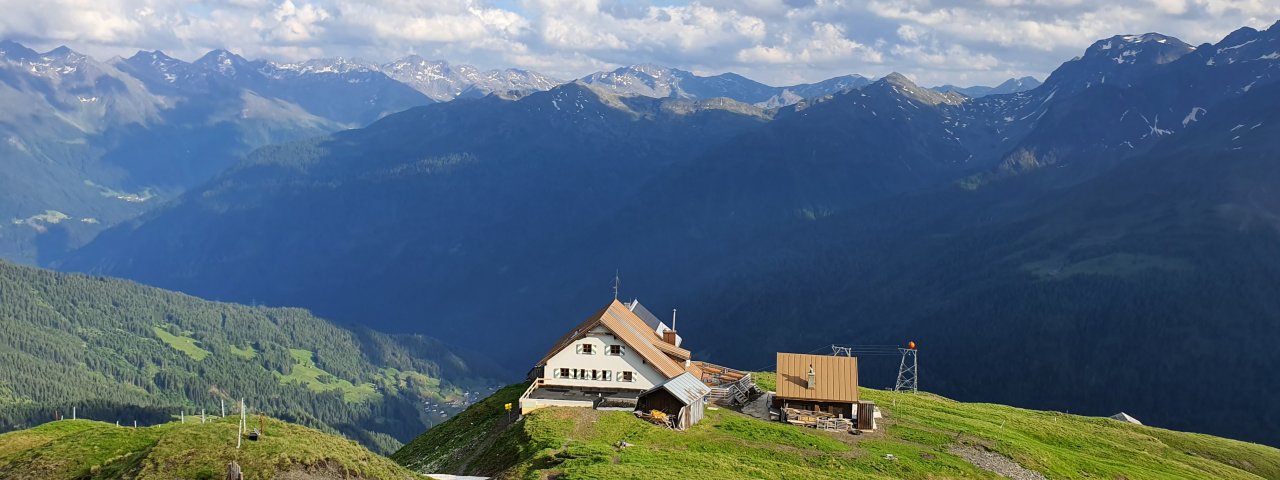 Die Ansbacher Hütte in den Lechtaler Alpen, © Tirol Werbung/Christian Klingler