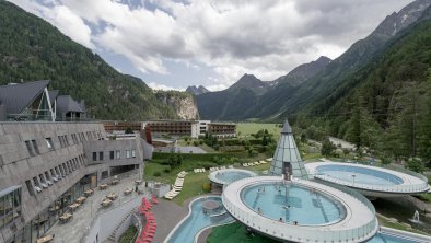 Aqua Dome Längenfeld im Sommer