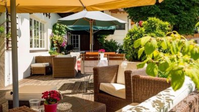 Hotel_Gasthof_Post_Terrasse_Kaiserwinkl