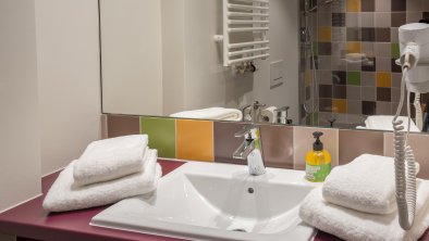 Mach Dich frisch in unseren Gute Laune Badezimmern, © Explorer Hotels
