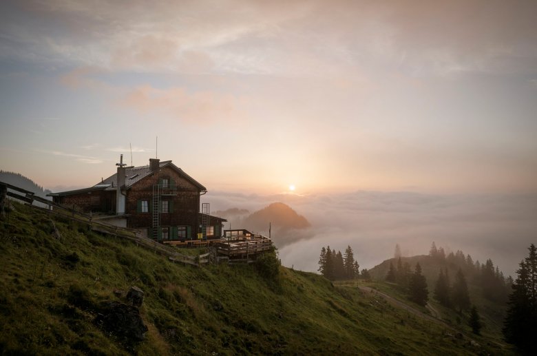 Die Bayreuther Hütte im Rofan.