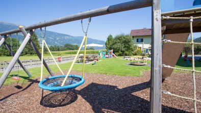 Großer Kinderspielplatz