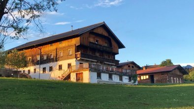 Haus Außenansicht Sommer, © Tuxerhof