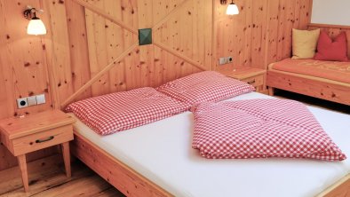 Zimmer- Wohnung- Hotel Pension Mirabelle Tyrol, © Pension Mirabelle