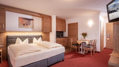 Hotel_Kroneck_Aschauerstrasse_45_Kirchberg_01_2020