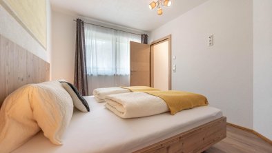 Schlafzimmer mit Eingang