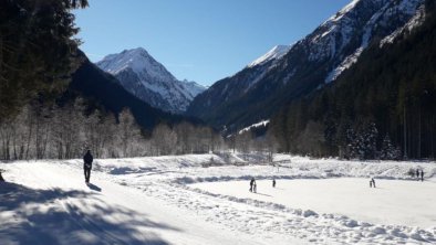 Eislaufen und Wandern in Klaus Äuele