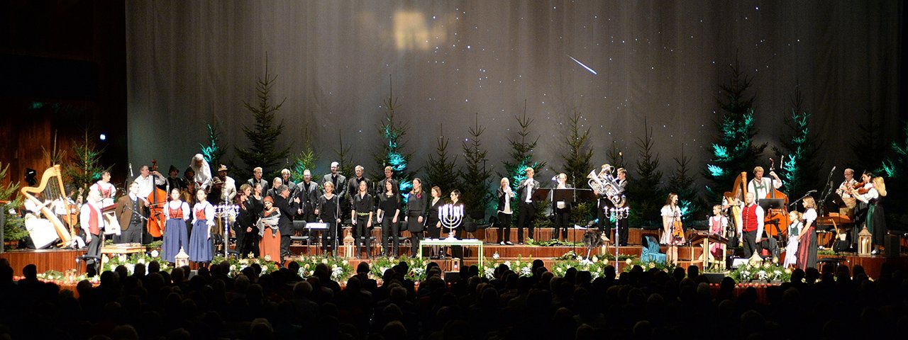 Der Tiroler Volksmusikverein lädt im Dezember 2021 wieder zum Tiroler Adventsingen, © Ralph Kapavik