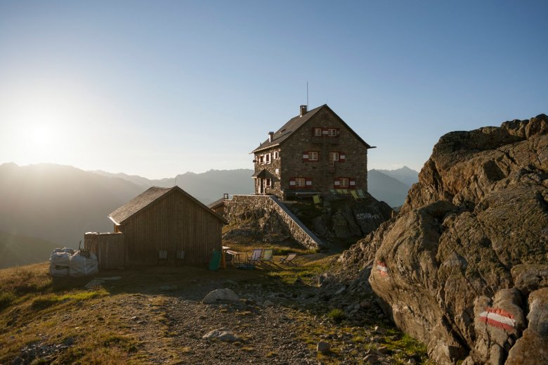 Erlanger H&uuml;tte.&nbsp;
, © Tirol Werbung, Jens Schwarz