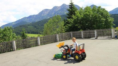 Viel Fläche für Kinder am Ferienhof Obertenn