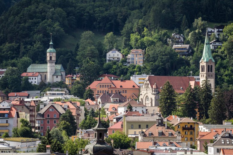 H&ouml;tting, heute ein Stadtteil Innsbrucks und Stammsitz der &quot;H&ouml;ttinger Nudel&quot;, © Tirol Werbung - Erwin Haiden 