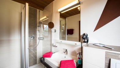 Badezimmer Doppelzimmer, © Hierzer