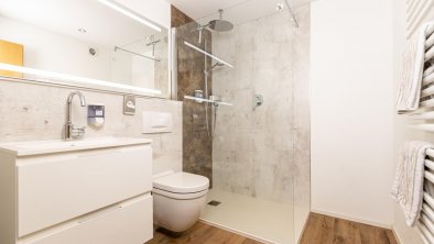 Badezimmer Zimmer 1 + 3