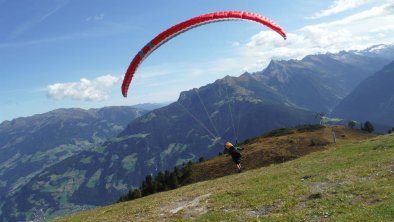 Paragliding in den Zillertaler Alpen