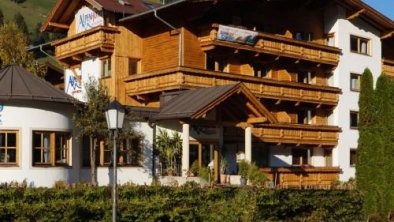 Group holiday apartment in Oberau with pool use, © bookingcom