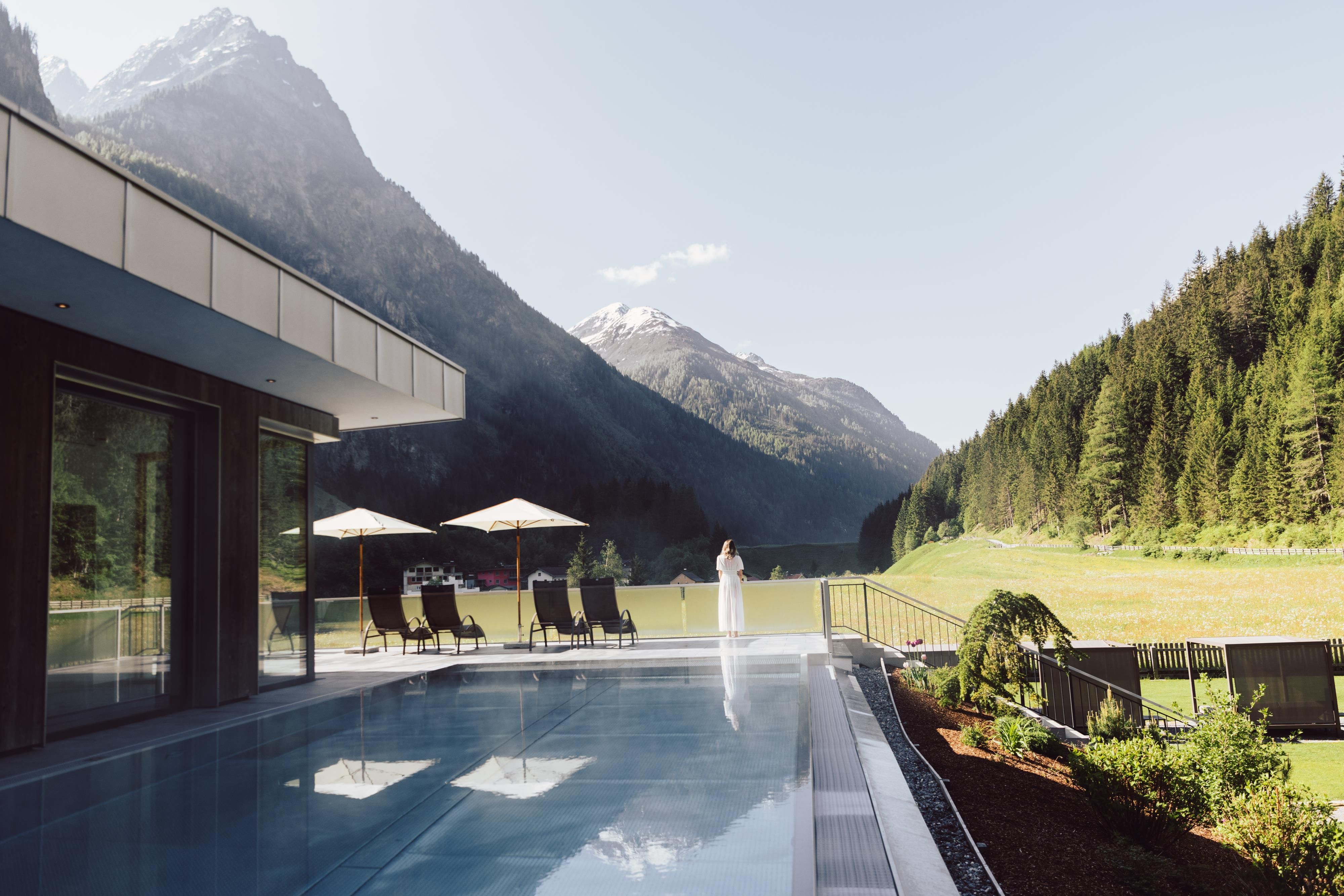 Infinity Pool