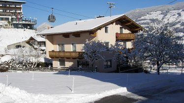 Zillertal-Fügenberg-Landhaus-Kröll-Gästehaus-Winte