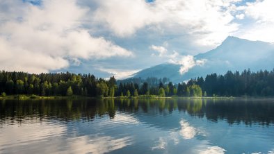 Landschaft Schwarzsee Sommer Wasser (c) Kitzbühel, © (c) Kitzbuehel Tourismus