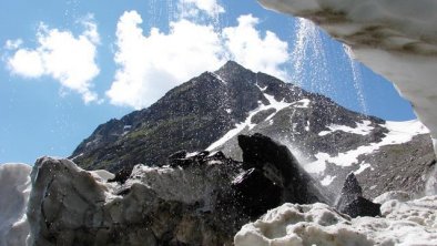Gletscherschmelze mit Blick auf Ahrnerkopf