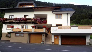 Haus 1