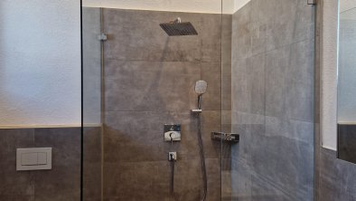Dusche Appartement Wetterstein2
