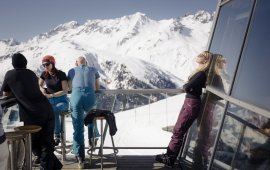 Sonnenskilauf in St. Anton am Arlberg., © Tirol Werbung / Manfred Jarisch 