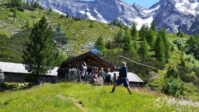 Bergsteigerdorf Vals Zeisch Hohe Kirche (43)