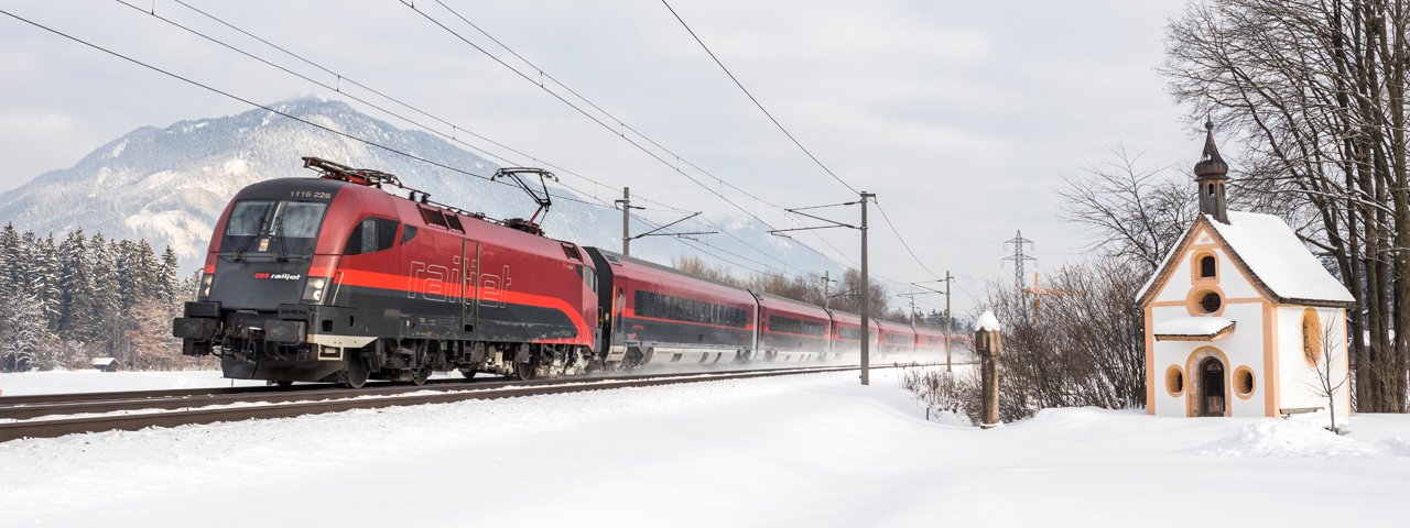 ÖBB Railjet im Winter, © Tirol Werbung/Robert Pupeter