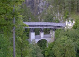 Die Hohe Br&uuml;cke in der Wolfsklamm.
