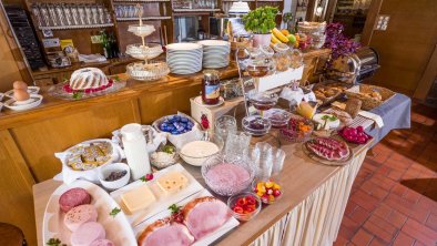 reichhaltiges Frühstücksbuffet, © Hotel Enzian