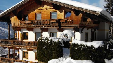 Haus Schwarzenberg Südansicht Winter