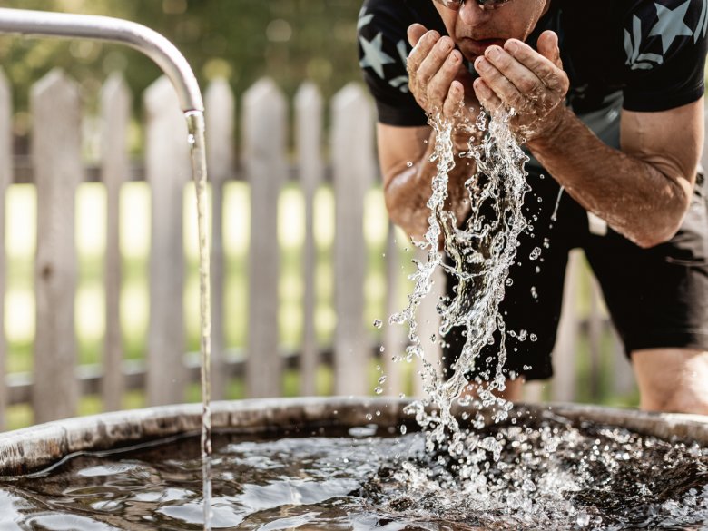 Radonhaltiges Wasser hilft bei Hautproblemen. © Rudi Wyhlidal