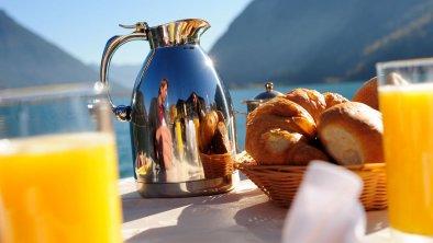 Frühstück mit Seeblick, © Hotel Post am See