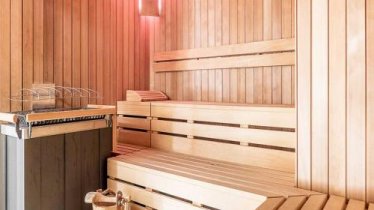 AlpenLuxus' ALPENNEST with sauna & car park, © bookingcom