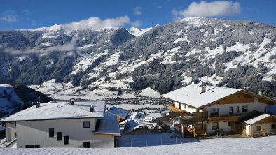 herrlich freie Aussicht nach Zell am Ziller