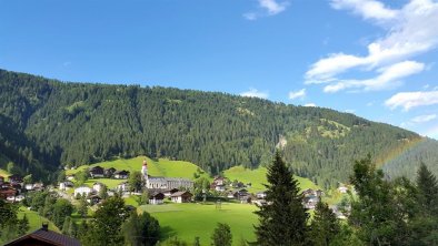 Blick auf den benachbarten Wallfahrtsort M. Luggau, © Unterguggenberger