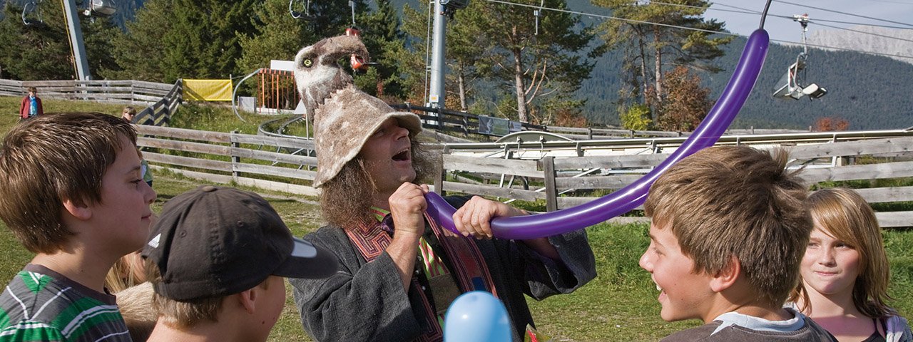 Vor allem für die Kinder hat das Tiroler Adlerfest viel Spaßiges und Abenteuerliches zu bieten, © Melitta Abber/Imst Tourismus