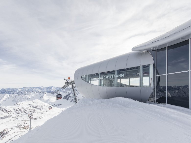 Wildspitzbahn am Pitztaler Gletscher