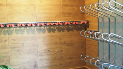 Skiaufbewahrung und Skischuhheizung im Haus, © Jessica Herrmann